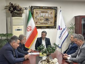 آماده ارائه کلیه خدمات بانکی برای مجموعه های     کارگری و بازنشستگی هستیم