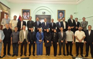 نشست اعضای هیئت اعزامی نمایشگاه کفش ارمنستان با معاون سفیر ایران در ارمنستان نشست اعضای هیئت اعزامی نمایشگاه کفش ارمنستان با معاون سفیر ایران در ارمنستان